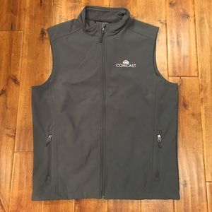 Comcast Men’s Soft Shell Vest